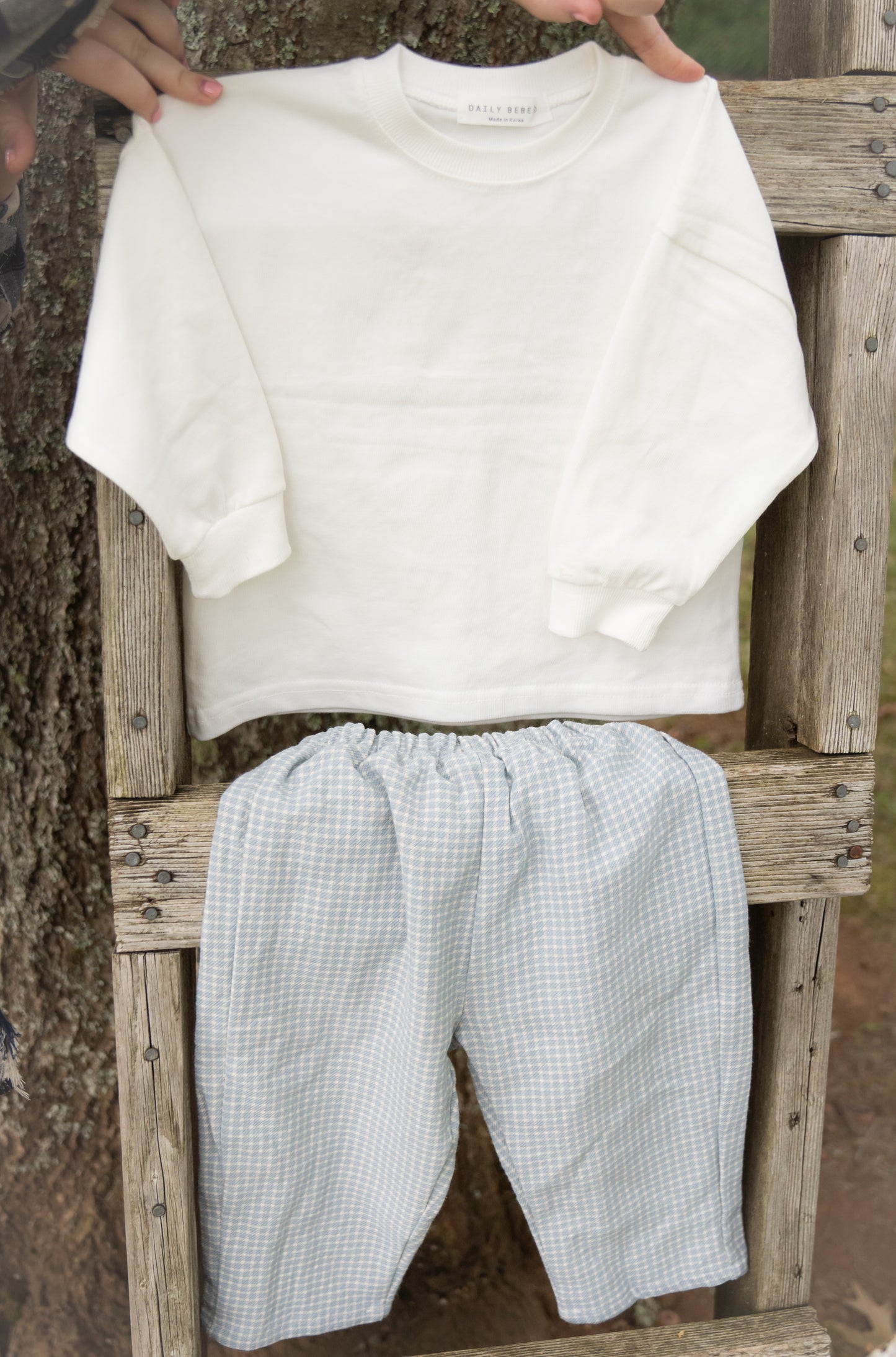 White long sleeve shirt